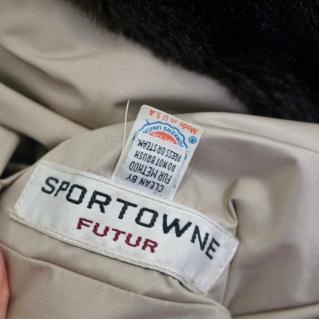 Vintage Sportowne Futur Faux Fur Reversible Coat — image 5 of 8